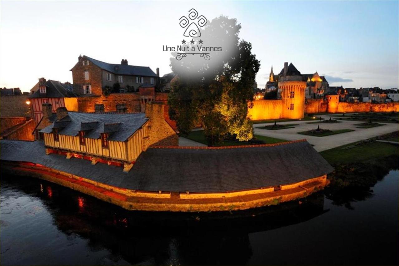 Centre Ville A Pied Appt Avec Sauna, Linge, Wifi, Stationnement Gratuit Vannes Buitenkant foto