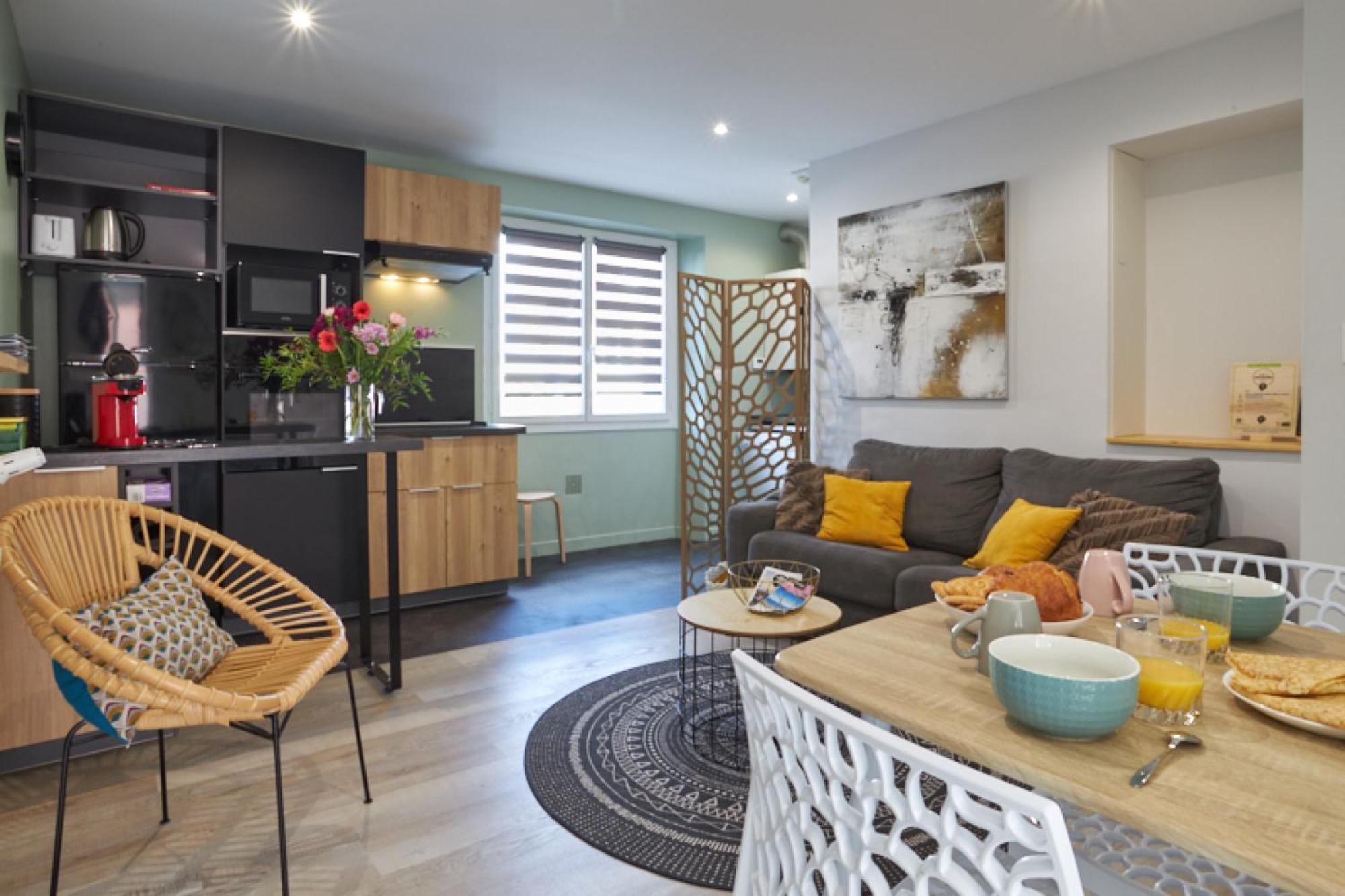 Centre Ville A Pied Appt Avec Sauna, Linge, Wifi, Stationnement Gratuit Vannes Buitenkant foto