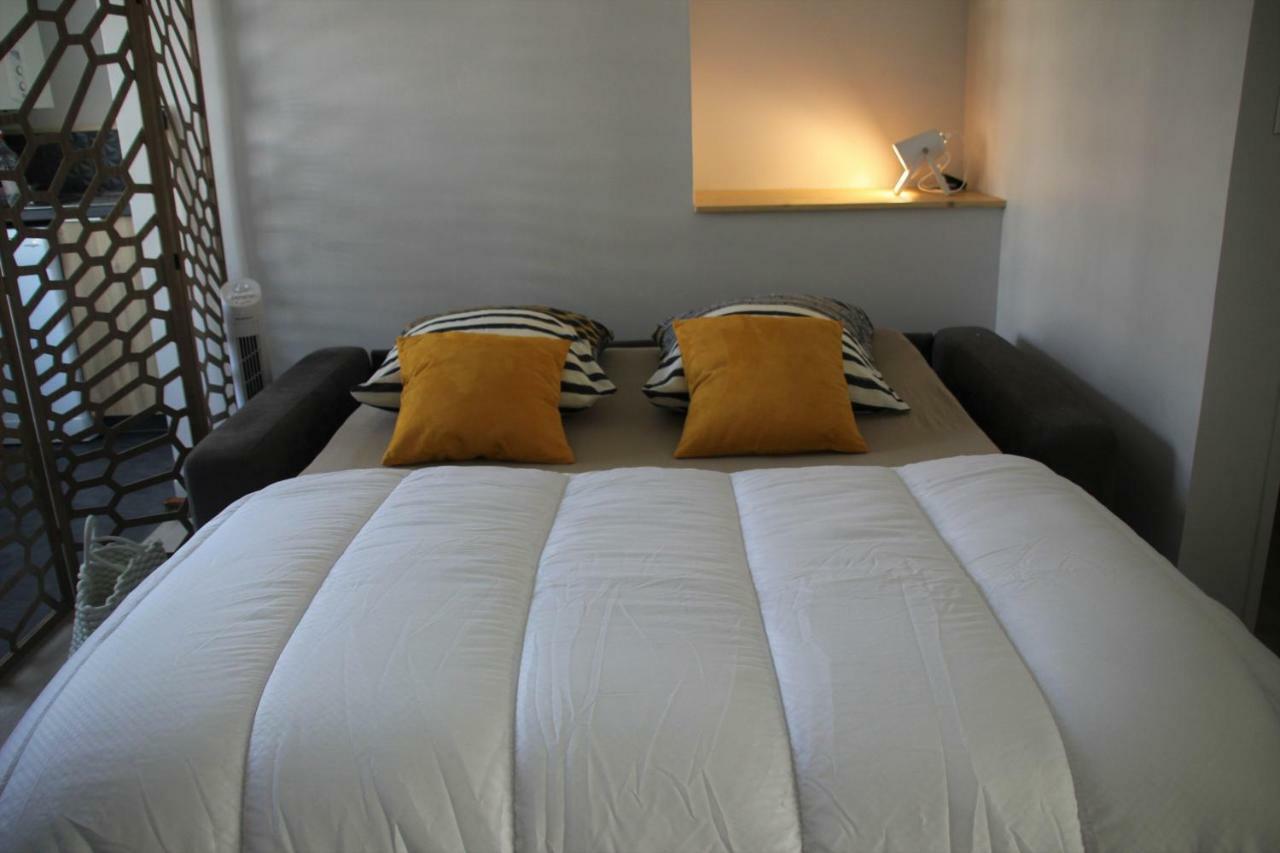 Centre Ville A Pied Appt Avec Sauna, Linge, Wifi, Stationnement Gratuit Vannes Buitenkant foto